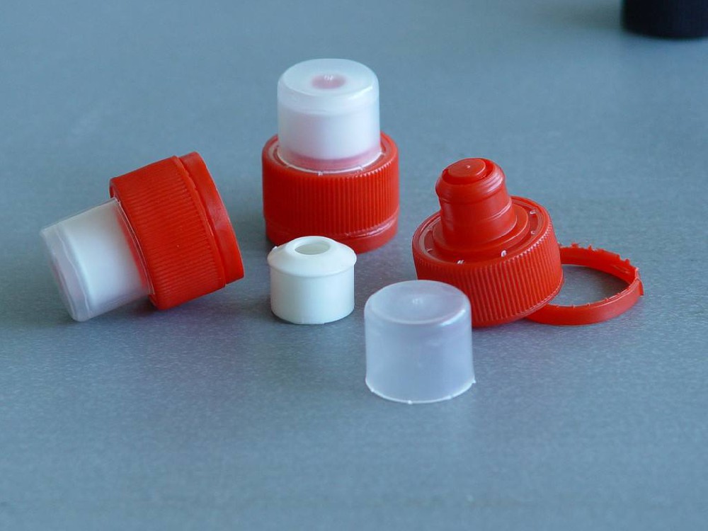 江門（mén）塑料配（pèi）件